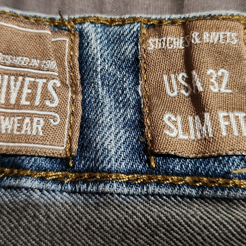 Stitches & Rivets 32 slim - Picture 2 of 5